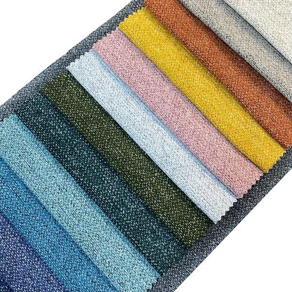 Vanligt tyg i massiv sammetssoffa