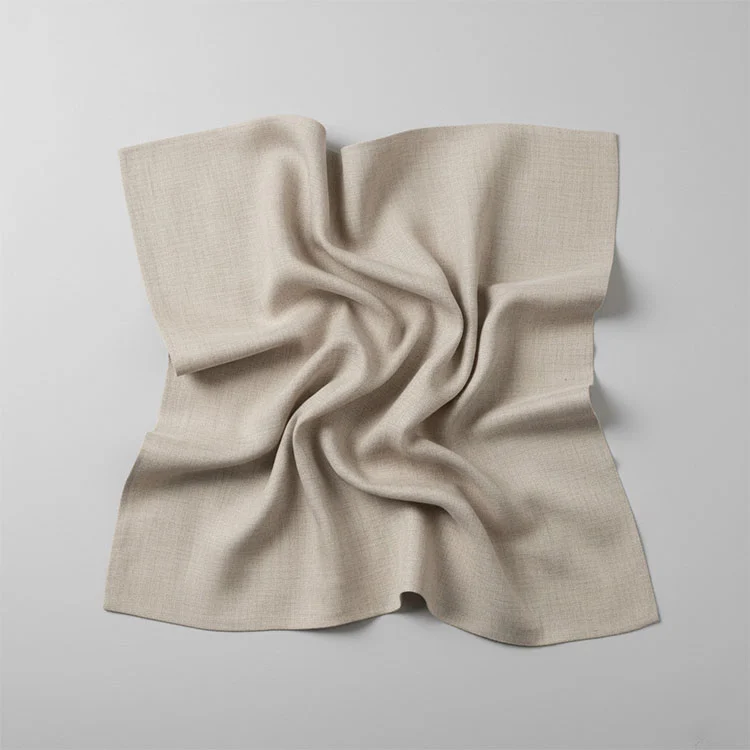 Skrynkelfritt rent linnetyg Skrynkelfritt rent linnetyg